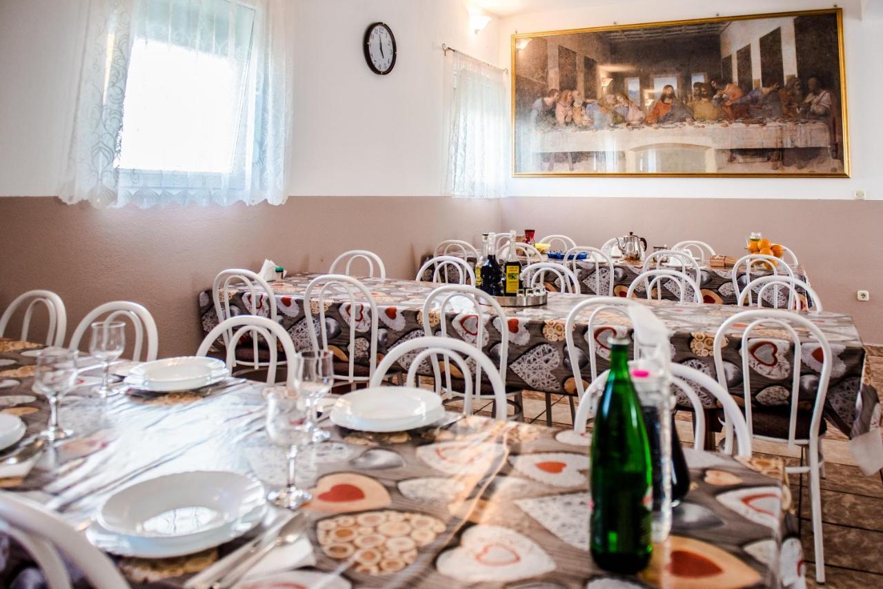 Ana Stjepan Nikolic - Pilgrim'S 2Nd Home Međugorje 外观 照片